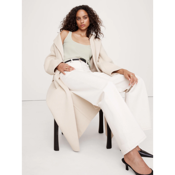 Banana Republic Essential Silk Tank in White - Picture 4 of 5